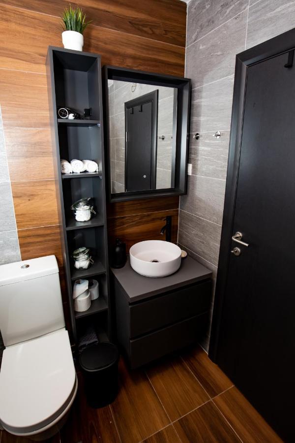 Štip Charming Apartment In Shtip'S Downtown מראה חיצוני תמונה
